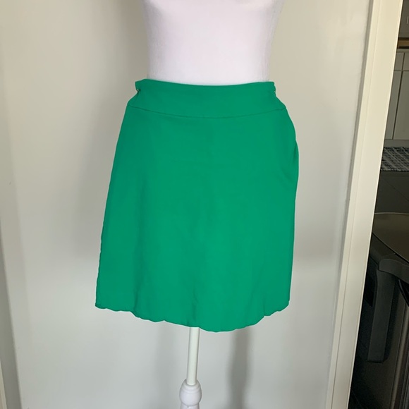 Counterpart’s Green golf skort - Picture 1 of 6